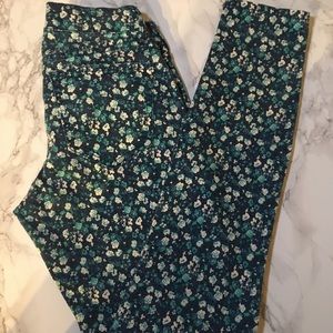 🌺🌸 old navy floral rockstar skinny jeans 🌺🌸